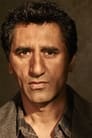 Cliff Curtis isAndre Jenson (Captain)