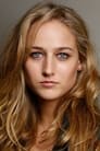 Leelee Sobieski isLiselore von Peltz