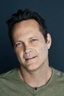 Vince Vaughn isJoe Scaravella