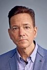 Frank Whaley isMailman Bob