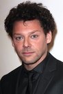 Richard Coyle isQuincy Harrington