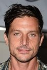 Simon Rex isKyle