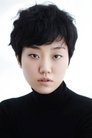 Lee Zoo-young isLee Geun-ha