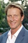 Brett Cullen isMarshall