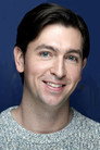 Nicholas Braun isOfficer Tim Derry