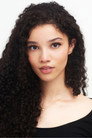 Malia Baker isChloe