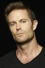 Garret Dillahunt isWilliam 'Will' Macon