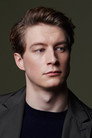 Lorne MacFadyen isMajor Barrett