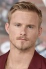 Alexander Ludwig isLeo Driver