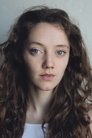 Mirren Mack isLucie Manette