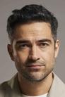 Alfonso Herrera isCarmona