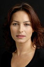 Ayça Bingöl isÜmmühan Hatun